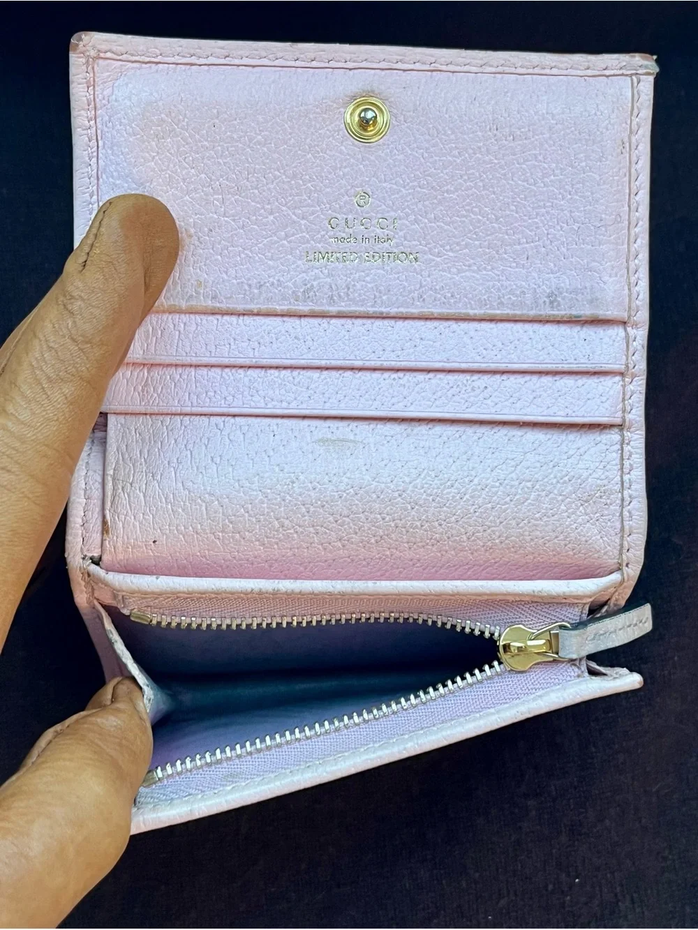 Gucci beautiful wallet